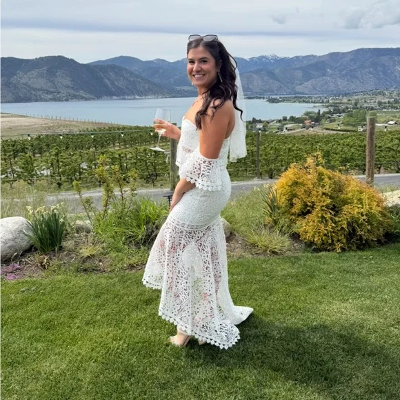 Celine Set White bridal two piece set - Picture 6 of 6